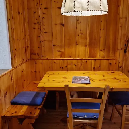 Chesa Bellaval, Haus Chamuotsch 2 1 2-zimmerwohnung * Silvaplana