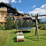 Chesa Bellaval, Haus Chamuotsch 2 1 2-zimmerwohnung