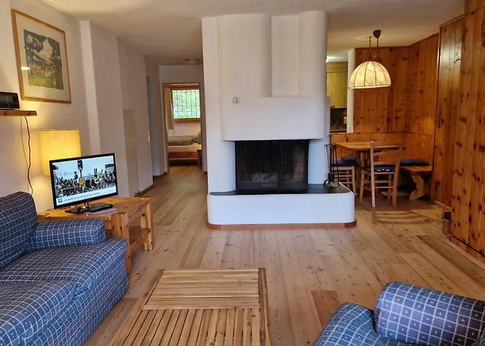 Chesa Bellaval, Haus Chamuotsch 2 1 2-zimmerwohnung